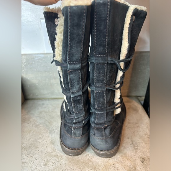 UGG Australia Surfcat Uptown Black Suede Winter Boots Size Women’s 8 - Picture 5 of 13